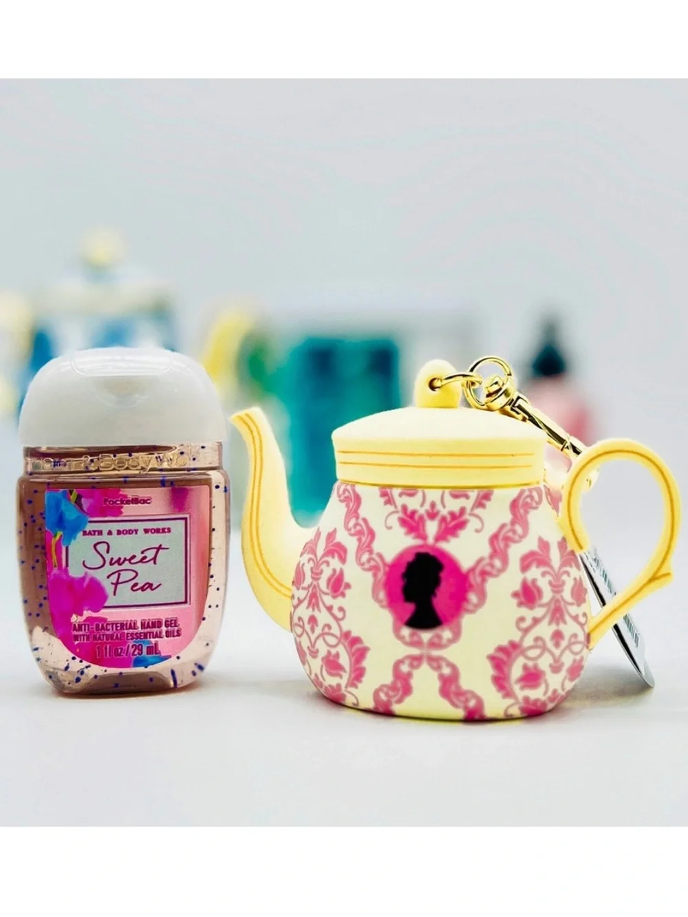 BBW Bridgerton Penelope’s First Kiss Sweet Pea Teapot 5pc Set